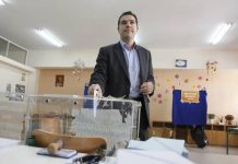 Αποκάλυψη: Ο Τσίπρας απορρίπτει τις εκλογές για το 2018, αλλά «καλοβλέπει» Δημοψήφισμα