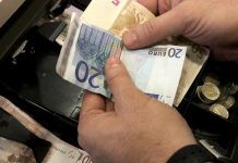 Εφοριακοί με καταθέσεις -μαμούθ εντοπίσθηκαν από ελέγχους στα «πόθεν έσχες» τους