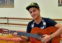 Αυτός είναι ο 19χρονος πρόσφυγας που κινδυνεύει με απέλαση – ΔΙΚΤΥΟ ΟΜΑΔΩΝ ΑΛΛΗΛΕΓΓΥΗΣ: Να σταματήσει η απανθρωπιά