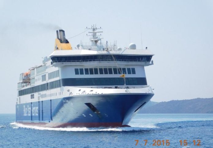 Ο Καλύμνιος Υποπλοίαρχος Μ. Μωραΐτης στο BLUE STAR DELOS