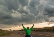 Σταύρος Κεσεδάκης: Ο Ροδίτης Κυνηγός Ακραίων Καιρικών Φαινομένων