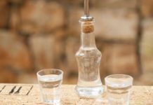 Όλα όσα πρέπει να ξέρετε για το ούζο πριν να πιείτε … στην υγεία μας!