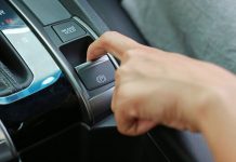 Ηλεκτρικό χειρόφρενο: Τι γίνεται εάν το πατήσω στα 200 km/h; (video)