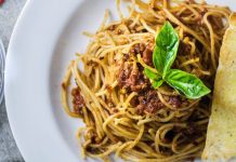 Top chef αποκαλύπτει το πανεύκολο τρικ για να βγαίνει πάντα τέλεια η μακαρονάδα