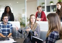 Οι υπάλληλοι που δεν παίρνουν προαγωγή: Ο ξερόλας, ο φωνακλάς και άλλοι τέσσερις