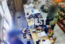 ΒΙΝΤΕΟ ΝΤΟΚΟΥΜΕΝΤΟ από την ένοπλη ληστεία με μαχαίρι, σε μίνι μάρκετ της Πάτρας