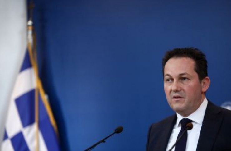 Θετική στον κορωνοϊό η σύζυγος του Στέλιου Πέτσα