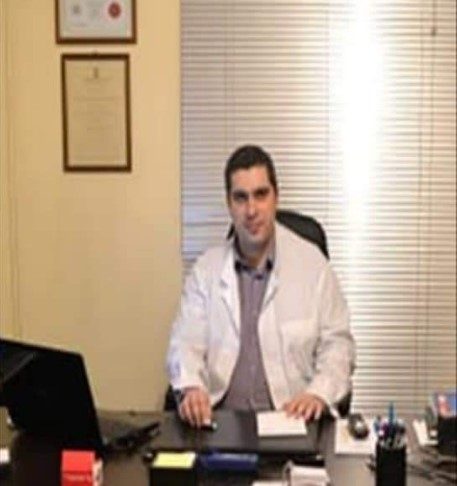 Θρήνος από το θάνατο του 42χρονου πνευμονολόγου Αντώνη Χατζηγεωργίου από κορωνοϊό | Πατέρας τριών μικρών παιδιών με καταγωγή από την Αντιμάχεια Κω! (Τι έγραφε ο ίδιος για τον κορονοϊό πριν τρεις μήνες)