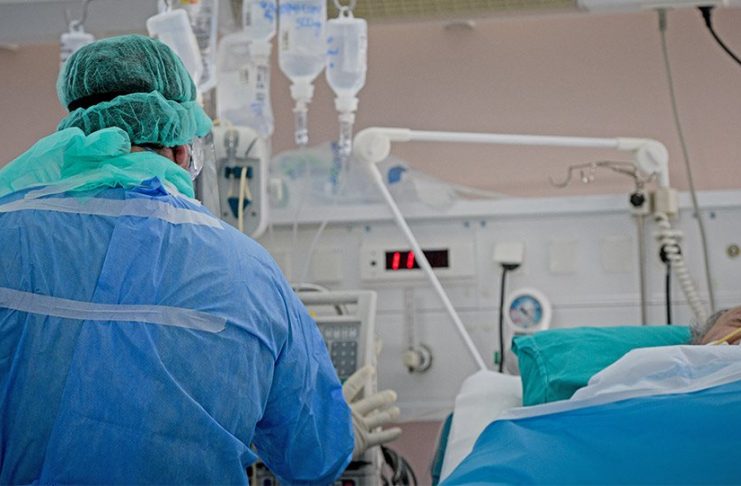 1.424 νέα κρούσματα – 1 στην ΠΕ Κω- 2 στην ΠΕ Καλύμνου-11 στην ΠΕ Ρόδου-23 νέοι θάνατοι – 325 διασωληνωμένοι