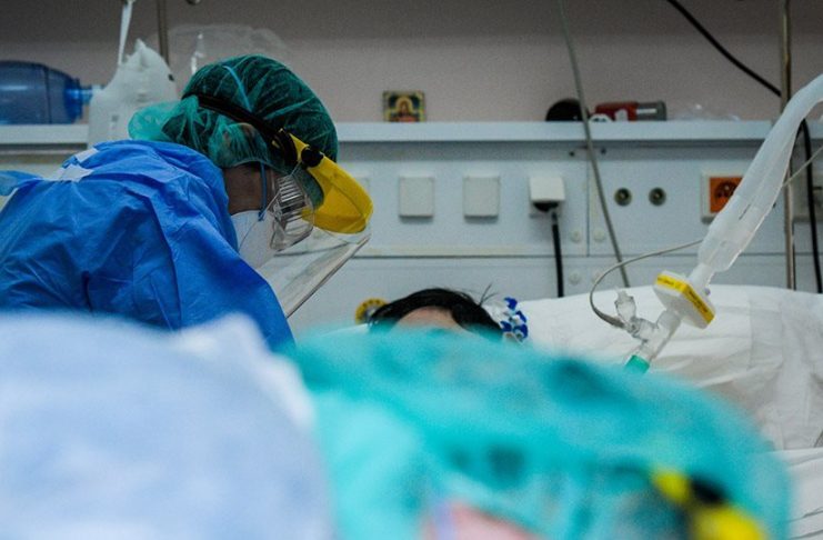 Κορωνοϊός: 1.955 κρούσματα – 13 στην ΠΕ Κω – 15 στην ΠΕ Καλύμνου – 11 στην ΠΕ Ρόδου -749 διασωληνωμένοι