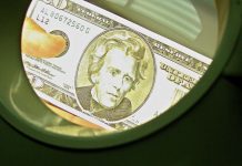 Πώς o κορωνοϊός έκανε τους πλούσιους ακόμα πλουσιότερους