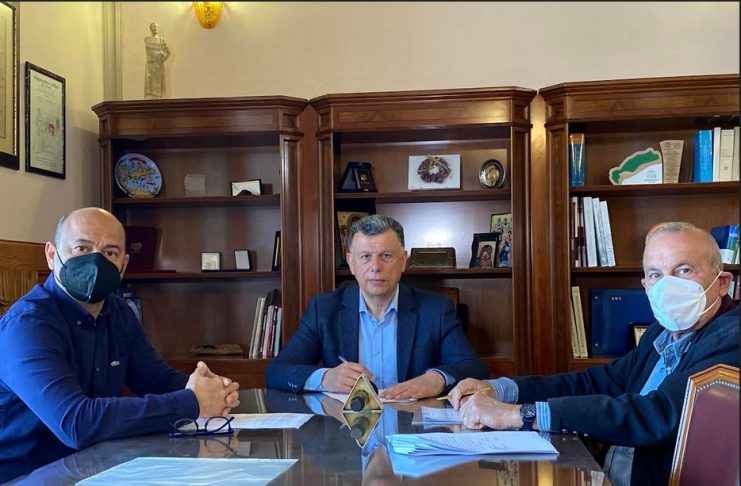 Ασφαλτοστρώσεις σε όλες τις Κοινότητες της Δ.Ε. Ηρακλειδών| Συνεχίζονται τα έργα του Δήμου σε όλο το νησί