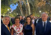 Ο Βασ. Υψηλάντης στον εορτασμό για την αποκατάσταση της Δημοκρατίας στο Προεδρικό Μέγαρο