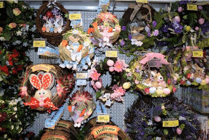 Η μεγαλύτερη ποικιλία σε λαμπάδες και πασχαλινά είδη και φέτος στο Jumbo Κουκλόσπιτο