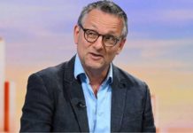 Σύμη: Η στιγμή που ο Μάικλ Μόσλεϊ καταρρέει, όπως καταγράφηκε σε βίντεο