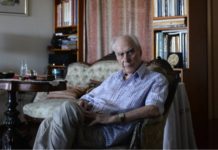 Χρήστος Γιανναράς στον Δανίκα: «Η Τεχνητή Νοημοσύνη είναι το τέλος της ανθρωπότητας»