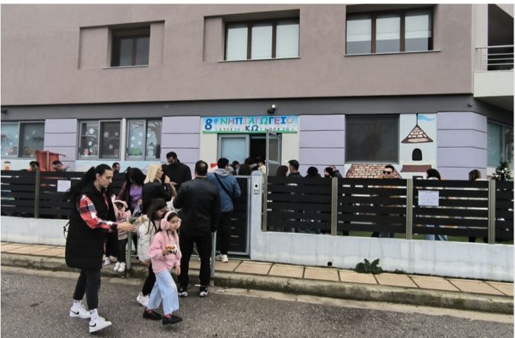 Σε γιορτινή διάθεση, το παζάρι του 8ου νηπιαγωγείου Κω