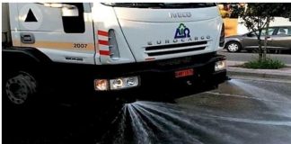 Πλύση οδοστρώματος σε κεντρικές οδούς της Κω τη Δευτέρα