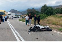 Ενας 21χρονος νεκρός και ένας 37χρονος σοβαρά τραυματισμένος σε τροχαίο στην επαρχιακή οδό Ιτέας- Αντιρρίου