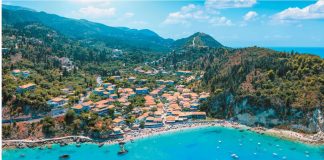 Πώς θα χτίζουν στα εκτός σχεδίου οικόπεδα στα νησιά του Αιγαίου και του Ιονίου – Οι όροι και οι προϋποθέσεις