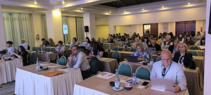 gallery_e4e9bf060576cd3bd280b8a0e6d867b3