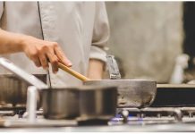 Φοροδιαφυγή κατ’ εξακολούθηση για τον τηλεοπτικό σεφ που συνελήφθη – Είχε κρύψει εισοδήματα ύψους 1.341.000 ευρώ