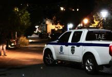 Στα Βορίζια μεταφέρθηκε η σορός του Φανούρη Καργάκη – Ο σπαραγμός της συζύγου του | Ποιος έδωσε εντολή να μπει η βόμβα; Στόματα ερμητικά κλειστά