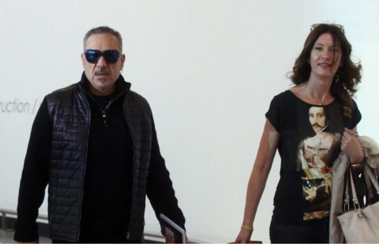 «Έφυγε» από τη ζωή η σύζυγος του Νότη Σφακιανάκη Κίλι | Η τελευταία δημόσια εμφάνιση τους – «Είναι το μεγάλο στήριγμά μου» έλεγε ο τραγουδιστής