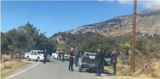 Φρούριο τα Βορίζια για την ανοιχτή κηδεία του 39χρονου – Μπλόκα και έλεγχοι σε διερχόμενα ΙΧ, δείτε εικόνες