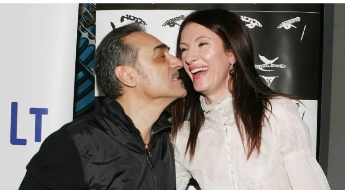 Κίλι Σφακιανάκη: Η ευγενική Αγγλίδα που λάτρεψε τον πρίγκιπα της νύχτας – Ο κεραυνοβόλος έρωτας που ξεκίνησε στην Κω και η μοιραία ασθένειά της