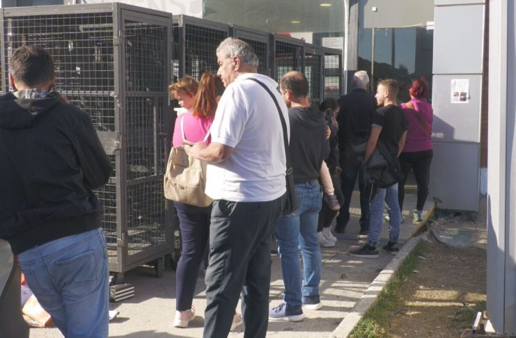 «Μεγάλη Αναμονή» σε ταχυμεταφορά: Δέματα αδιάθετα για εβδομάδες, ουρές για παραλαβή δεμάτων!