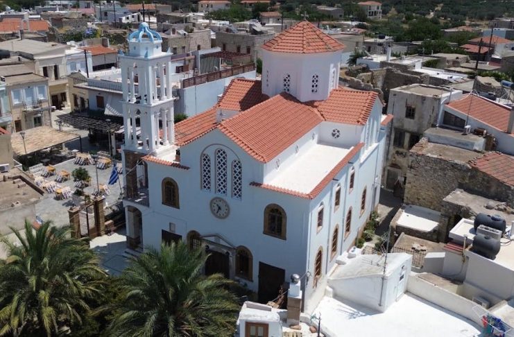 Το παραδοσιακό μεσαιωνικό χωριό Αρμόλια στα Μαστιχοχώρια Χίου