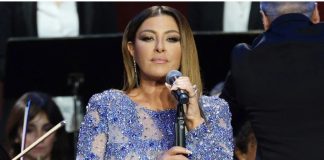 Έλενα Παπαρίζου: Παραμένει στο Νοσοκομείο-Υποβάλλεται σε ιατρικές εξετάσεις, καθώς έχει ενοχλήσεις στην κοιλιακή χώρα