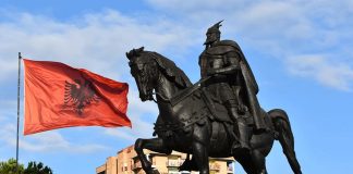 Πόσο «Αλβανός» ήταν ο Γεώργιος Καστριώτης ή Σκεντέρμπεης, τι κρύβει ο θολωτός τάφος στη Μονή Χιλανδαρίου στο Άγιο Όρος;