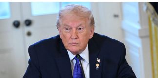 Σενάρια επέμβασης των ΗΠΑ στο Ιράν καθώς φουντώνει η εξέγερση και ενισχύεται η καταστολή