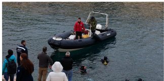 Θρίλερ στα Λιμανάκια Βουλιαγμένης: Ψάχνουν 34χρονο δύτη που χάθηκε σε θαλάσσιο πηγάδι βάθους 28 μέτρων, η ιστορία για το «Πηγάδι του Διαβόλου»