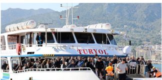 Πενταπλάσιοι Τούρκοι επισκέπτονται τα ελληνικά νησιά λόγω βίζας